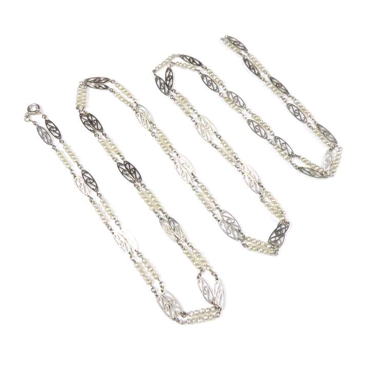 Platinum oval link and seed pearl chain necklace